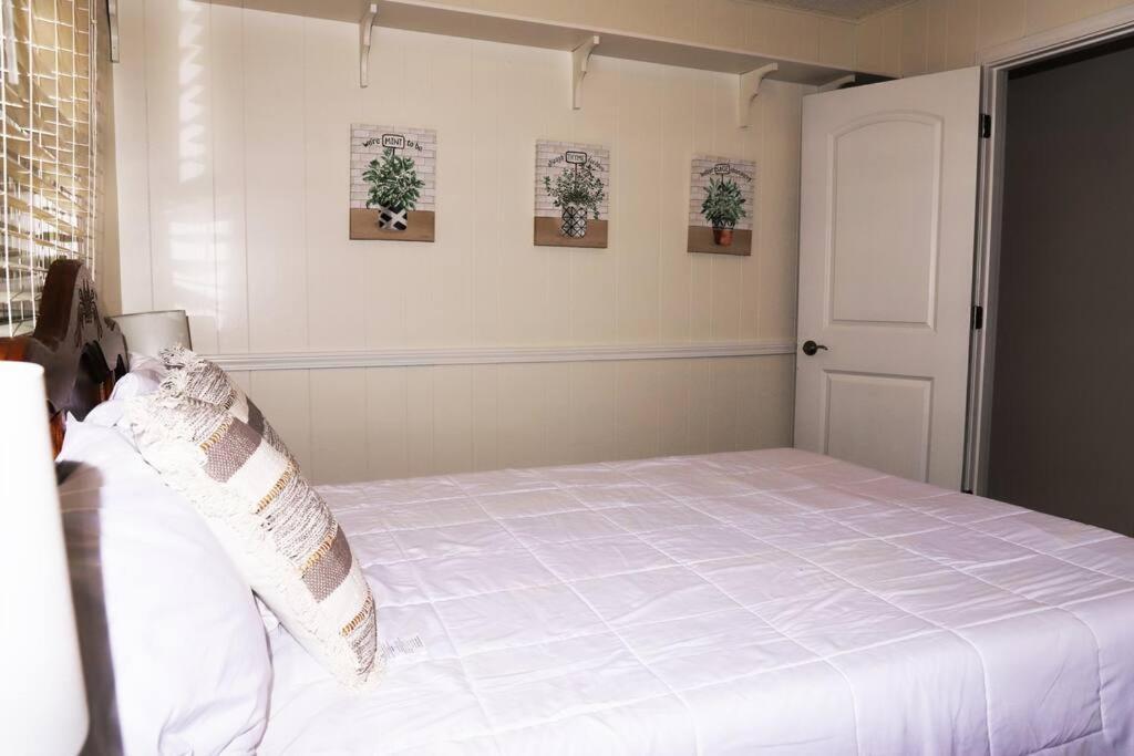 3 Bedroom Vacation Home Next To Silver Dollar City Branson Bagian luar foto